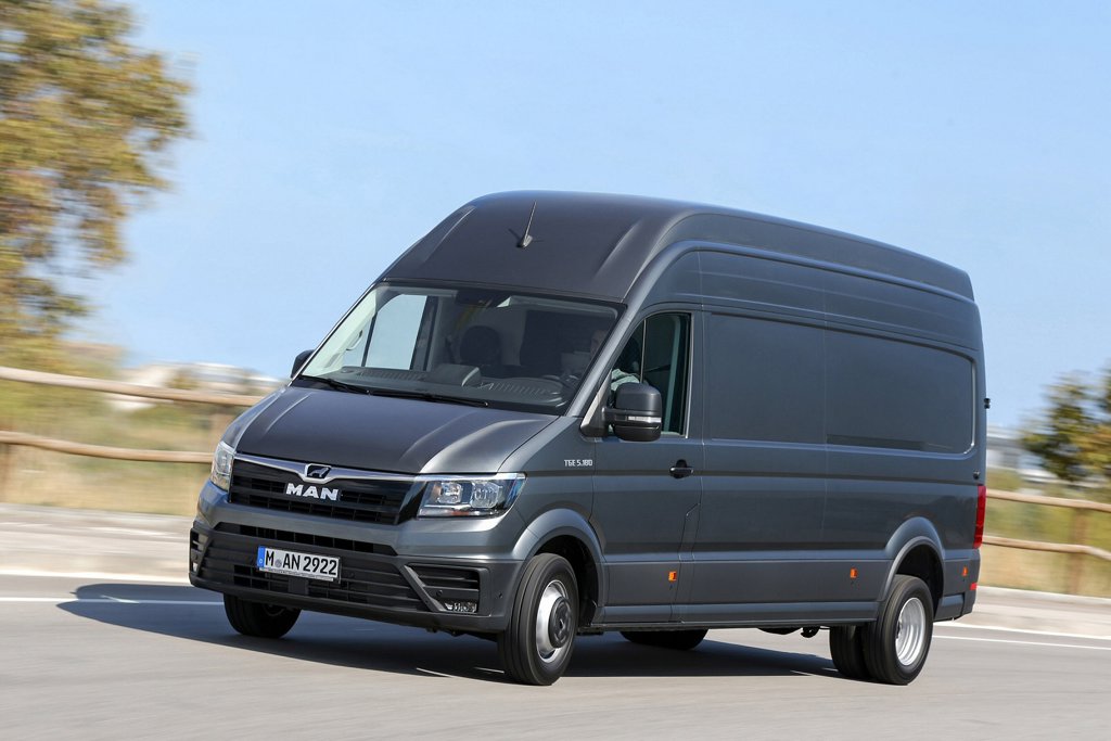 MAN Tge Panel Van 3 Long Diesel AWD 180 Biturbo Lion XP Super High Roof