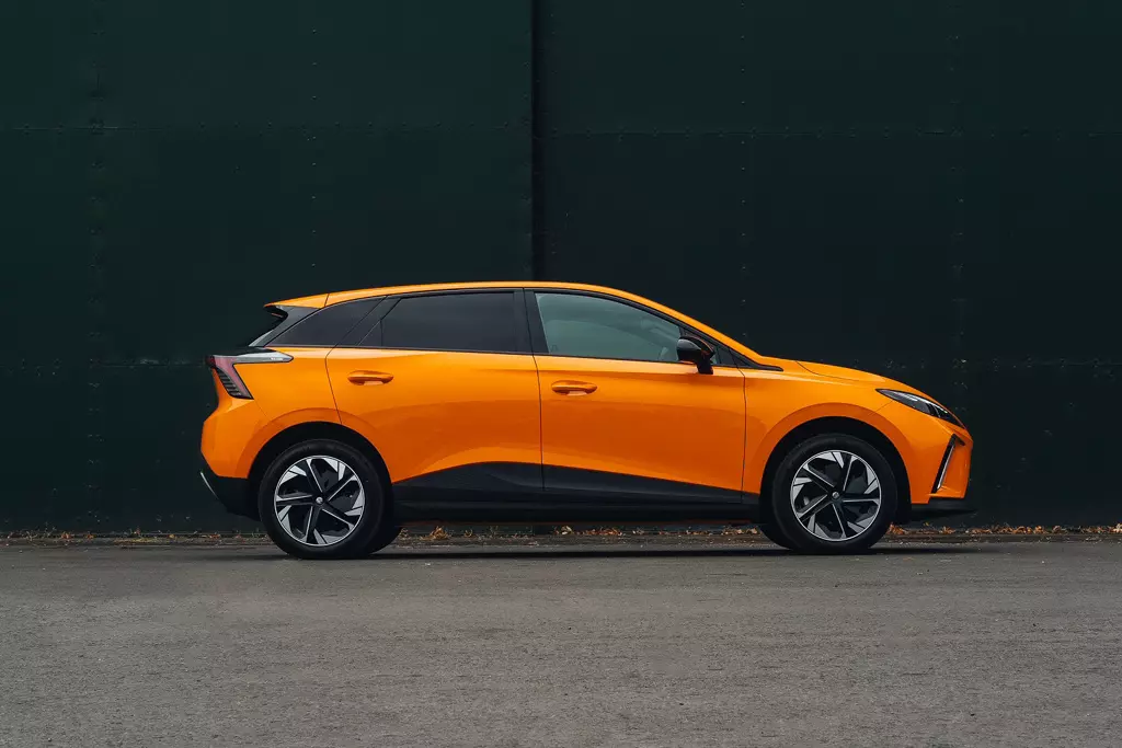 MG Motor UK MG4 150kW Trophy EV Long Range 64kWh 5dr Auto