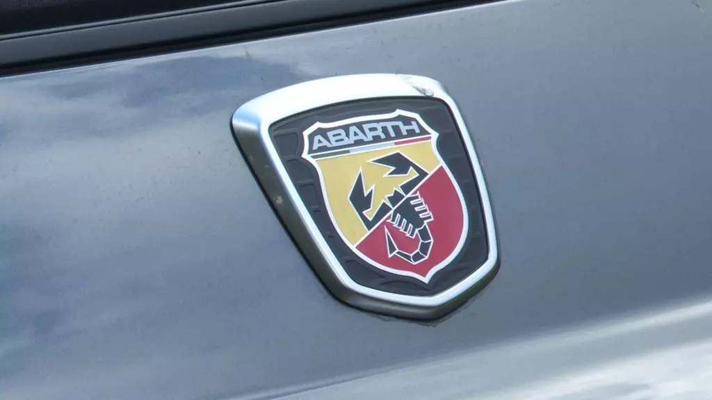 Abarth 695 1.4 T-Jet 180 2dr Auto Monza Exhaust