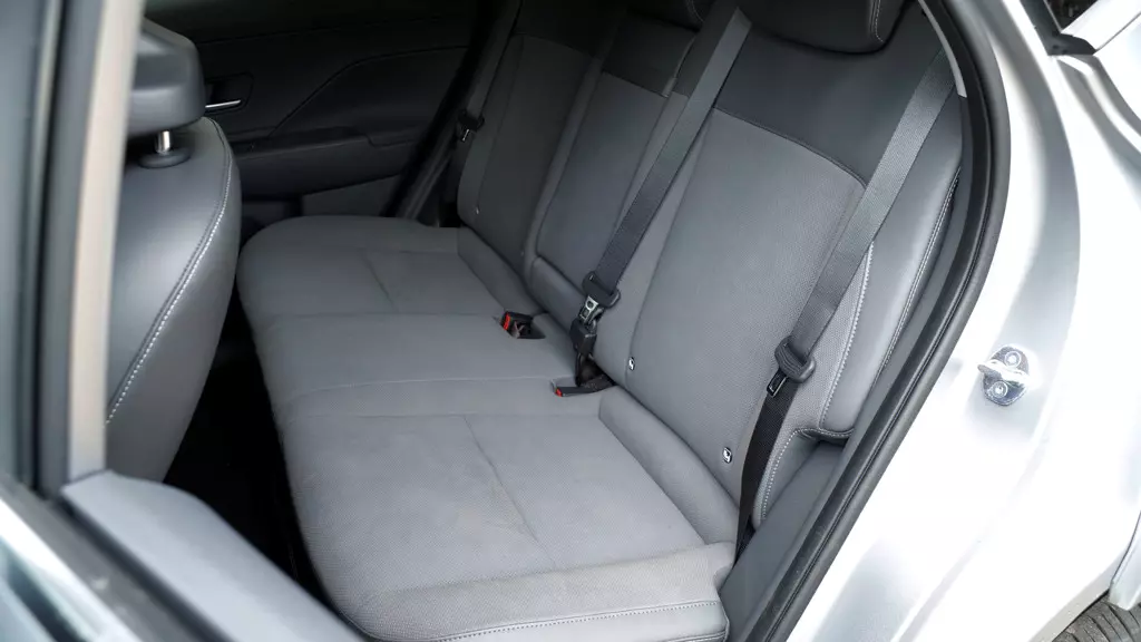 Hyundai Kona 115kW Advance 48kWh 5dr Auto Comfort Pack