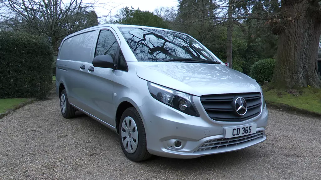Mercedes-Benz Vito Tourer L3 Diesel RWD 116 CDI Select 9-Seater 9G-Tronic