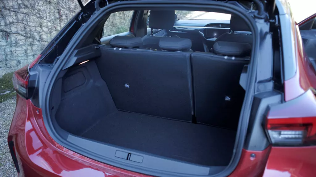 Vauxhall Corsa 1.2 Turbo Hybrid Design 5dr e-DCT6