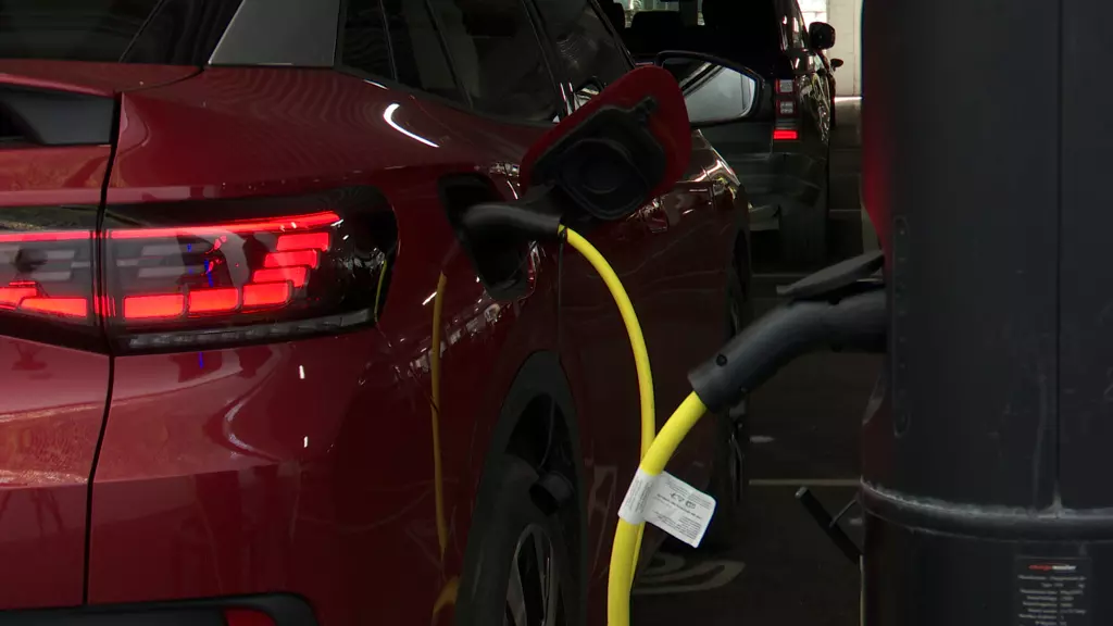 Volkswagen id.4 220kW 4MOTION GTX 77kWh 5dr Auto 125kW Ch